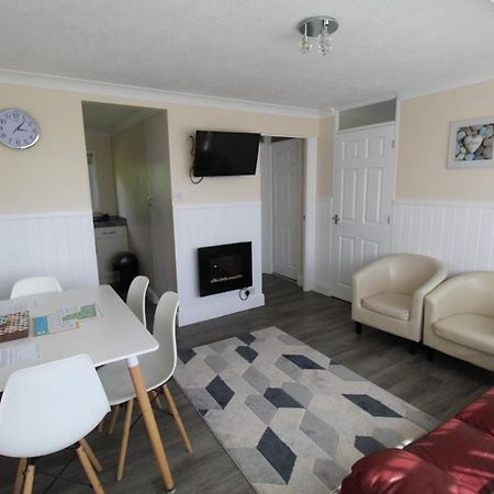 Relaxing Chalet On Popular California Sands Short Stroll To Beach, Nr Norfolk Broads & Great Yarmouth Scratby Luaran gambar